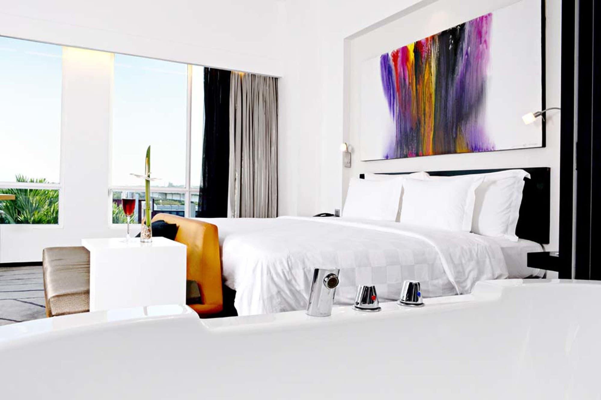 Ts Suites Surabaia Exterior foto