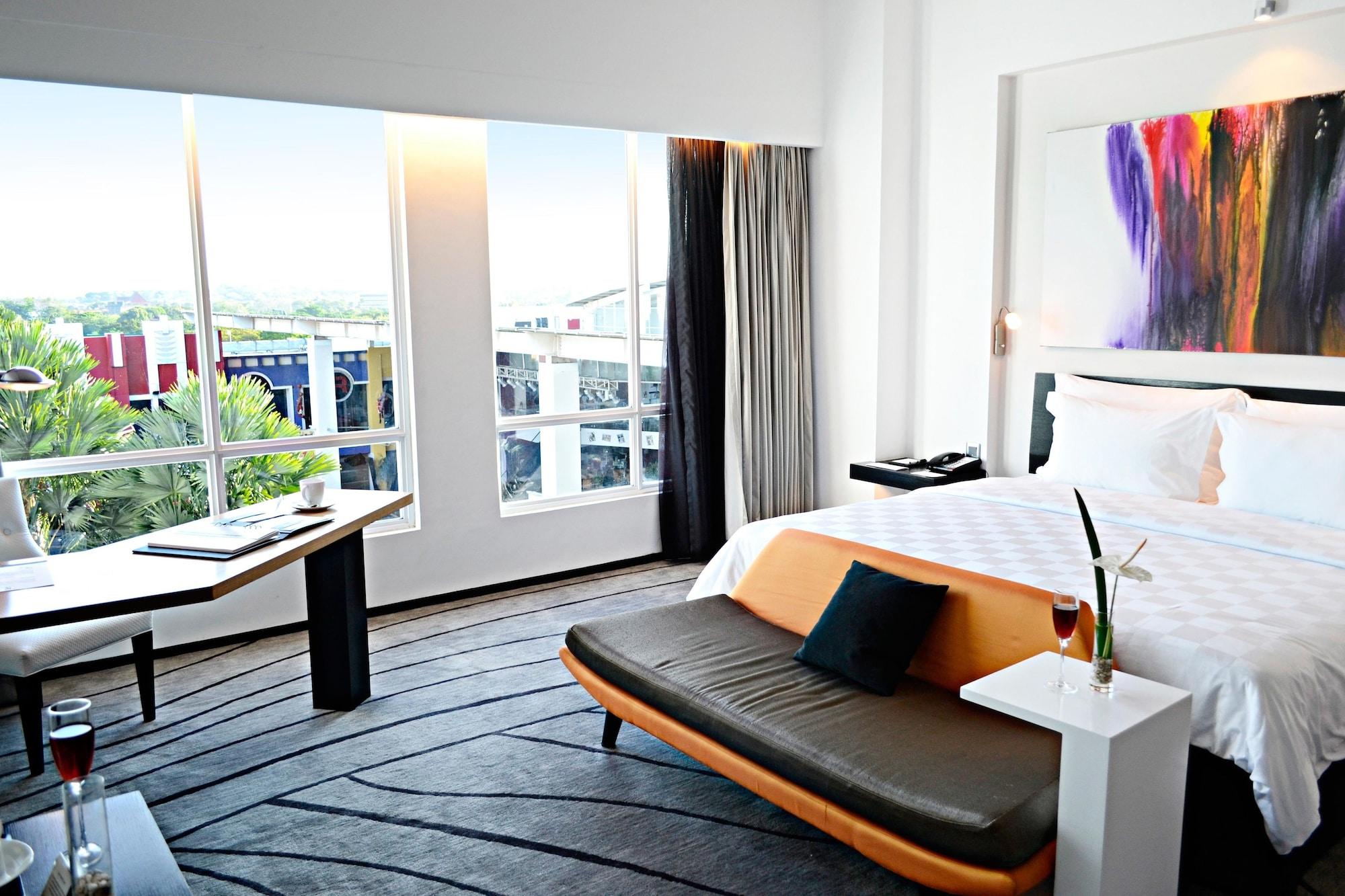 Ts Suites Surabaia Exterior foto