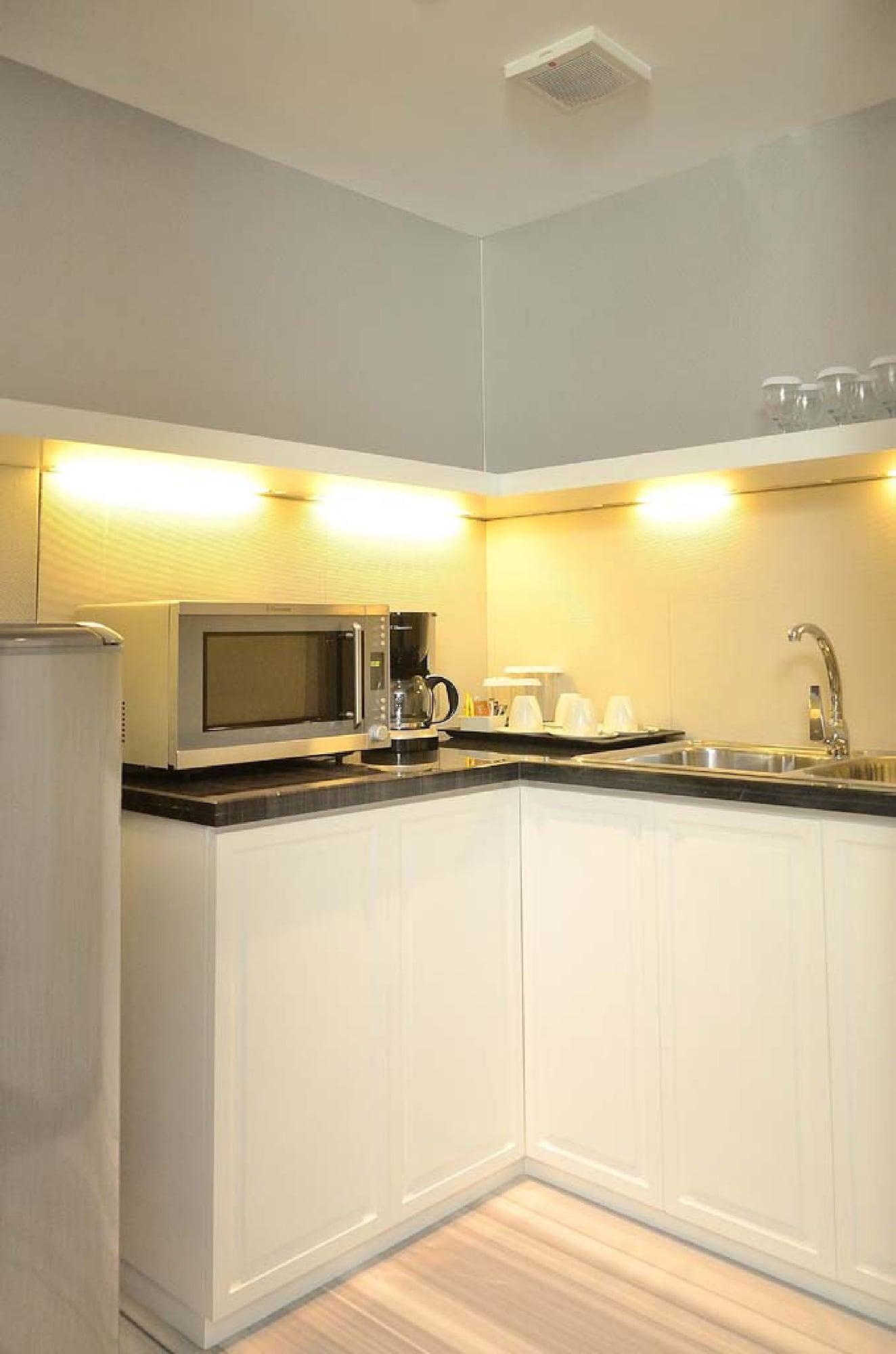 Ts Suites Surabaia Exterior foto